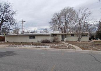 490 E Bellewood Drive, Englewood, CO 80113 