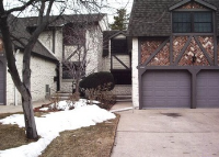 3547 S Hillcrest Dr, Denver, CO 80237 