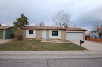 6576 S Flower St, Littleton, CO 80123 