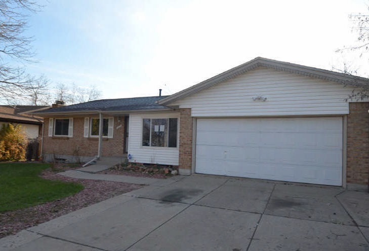 17675 East Lasalle Dr, Aurora, CO 80013 