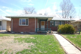 1740 Florence St, Aurora, CO 80010 