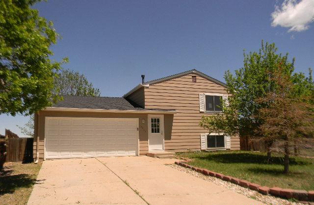 9811 105th Ave W, Broomfield, CO 80021 