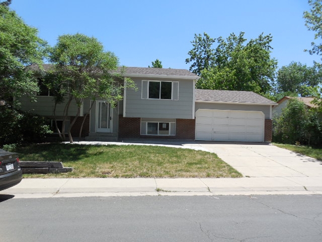 4182 Woodglen Blvd, Thornton, CO 80233 