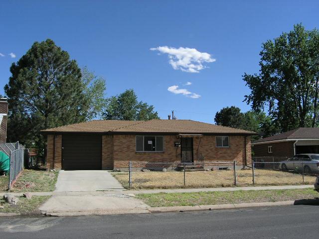 61 Roosevelt St S, Colorado Springs, CO 80910 
