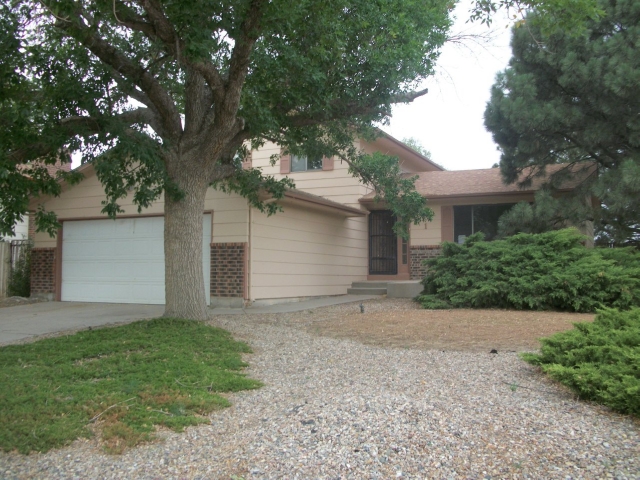 1 Pennwood Lane, Pueblo, CO 81005 