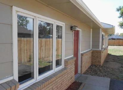 8155 Jasmine St, Dupont, CO 80022 