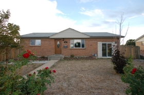 860 E 112th Pl, Northglenn, CO 80233 