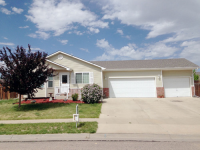 3212 Stirrup Ln, Evans, CO 80620 