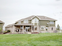 105 Mountain View Dr., Mead, CO 80542 
