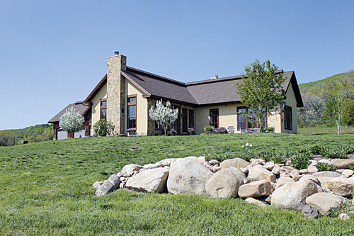 27125 RCR 14, Oak Creek, CO 27125 