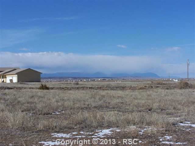 1351 E Dowd Dr, Pueblo, CO 81007 