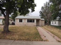 709 Geneva St, Aurora, CO 80010 