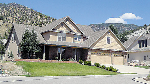 14 Mustang Drive, New Castle, CO 81647 