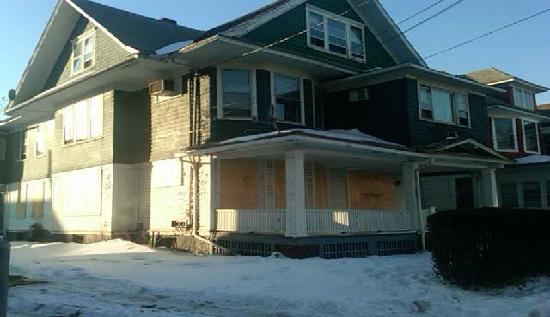 457 Wilmot Avenue, Bridgeport, CT 06607 