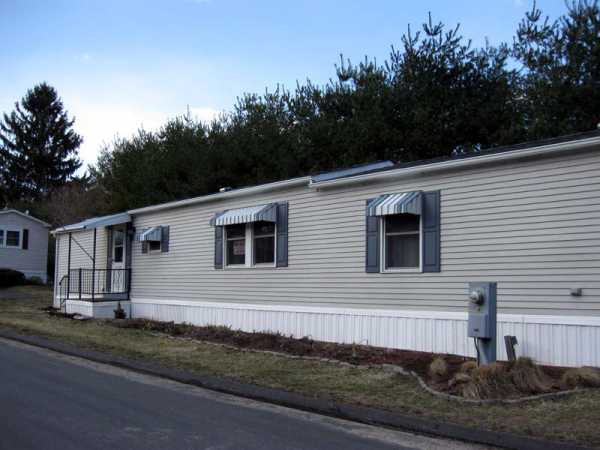 5 South Lakeside Drive, Terryville, CT 06786 