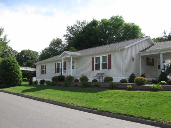 1 Cedar Grove Road, Southington, CT 06489 