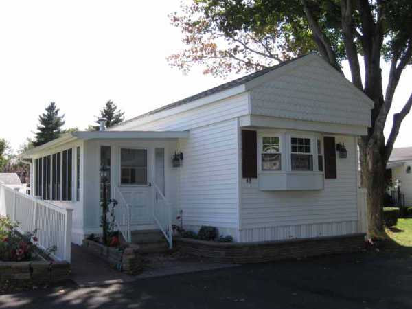 48 North Road, Southington, CT 06489 