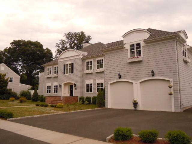 348 Housatonic Ave, Stratford, CT 06615 