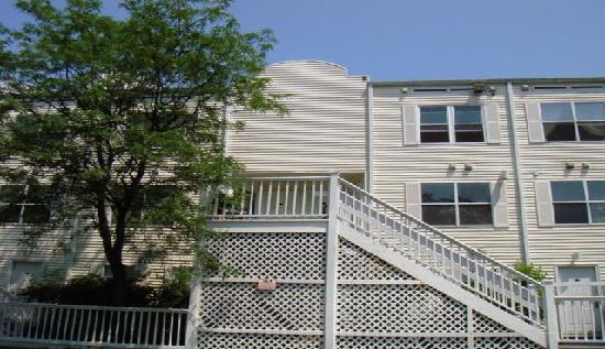 37 Greenwich Avenue # 3- 8 E, Stamford, CT 06902 