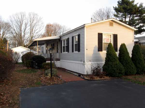 18 Broadway North, Westbrook, CT 06498 
