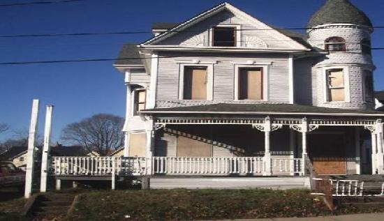 21 Cook Avenue, Meriden, CT 06451 