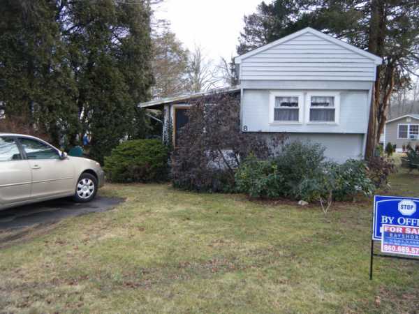 8 Green Acres Park Drive, Westbrook, CT 06498 