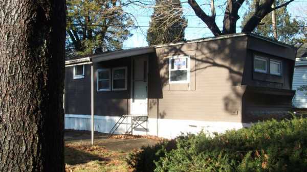 133 W Main, Clinton, CT 06413 