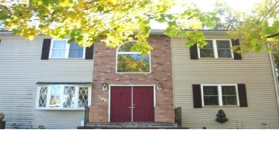 152 Homeside Ave, West Haven, CT 06516 