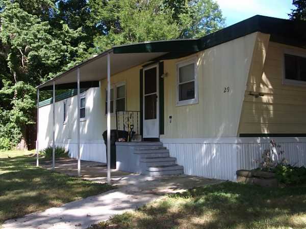 29 Green Acres Park Drive, Westbrook, CT 06498 