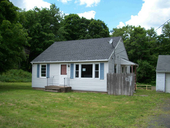 28 Branch Road, Thomaston, CT 06787 