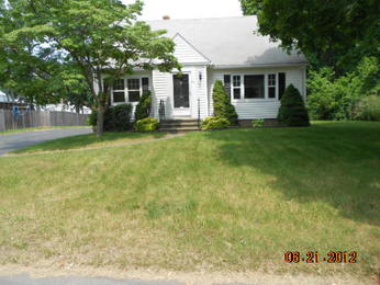 121 Robert Dr, East Haven, CT 06512 
