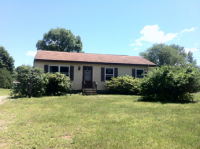 10 Spring Street, Plainfield, CT 06374 