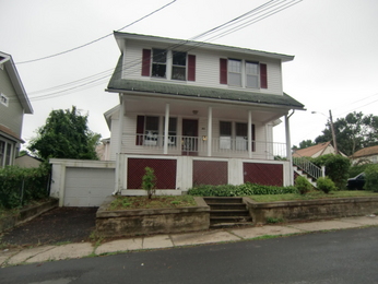 81 Oakland Ave, Waterbury, CT 06710 