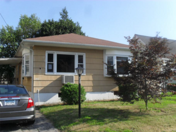 203 Robin Street, Bridgeport, CT 06606 