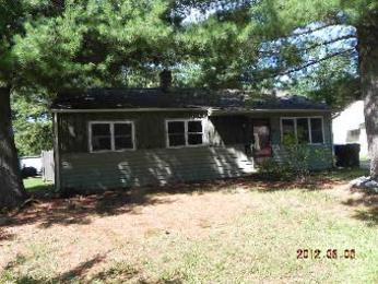 47 Greenwood St, East Hartford, CT 06118 