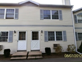 37 Crystal Lane Apt B, Storrs Mansfield, CT 06268 