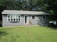 11 Massachusetts Road, Oakdale, CT 06370 