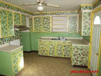 12-14 Ridgeview Cir, New London, CT 06320 