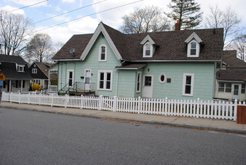 1 Slater Ave, Norwich, CT 06360 