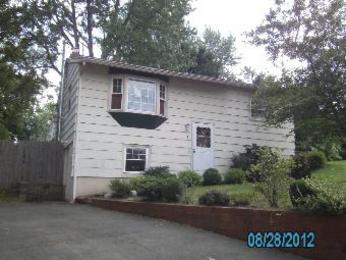 3 Carle Rd, Branford, CT 06405 