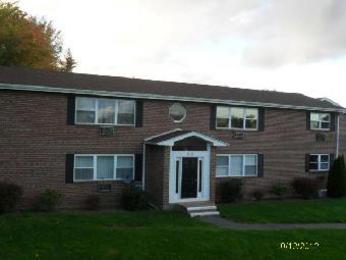 28 Mountain Laurel Dr, Wethersfield, CT 06109 