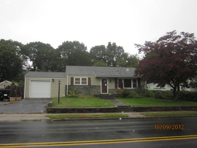 260 Anton St, Bridgeport, CT 06606 