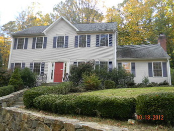 17 Old Green Rd, Sandy Hook, CT 06482 