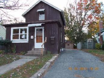 45 Moore Ave, East Hartford, CT 06108 