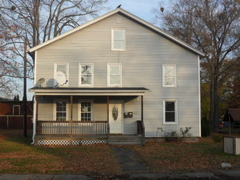 8 Church St, Plainville, CT 06062 