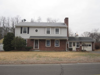 95 Webb St, Windsor Locks, CT 06096 