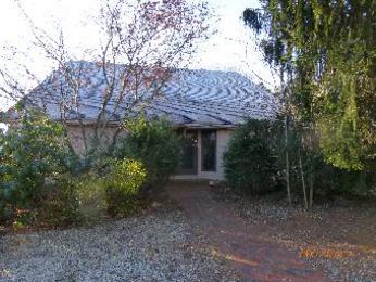 14 Elton St, New Britain, CT 06053 