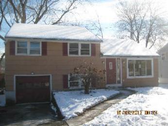 23 Batt Lane, West Haven, CT 06516 