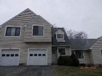 4 Woods Run, Farmington, CT 06032 