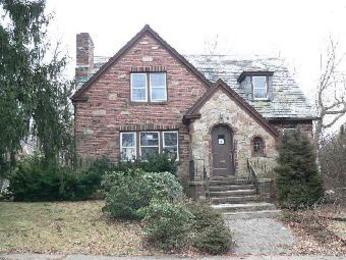 53 Roosevelt Street, Hamden, CT 06514 